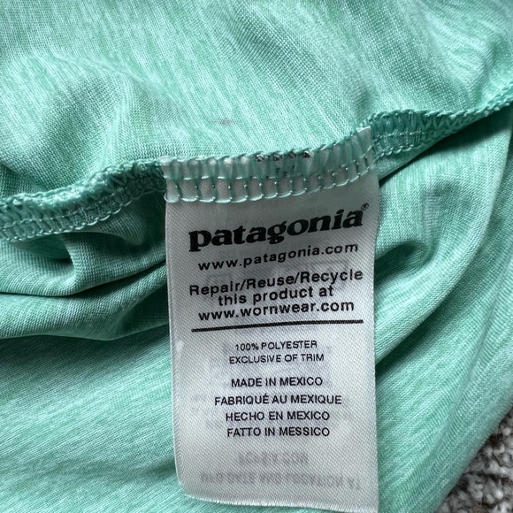Patagonia Capilene Cool Daily Stretch Performance Tshirt Light Green Size Small - Picture 12 of 12